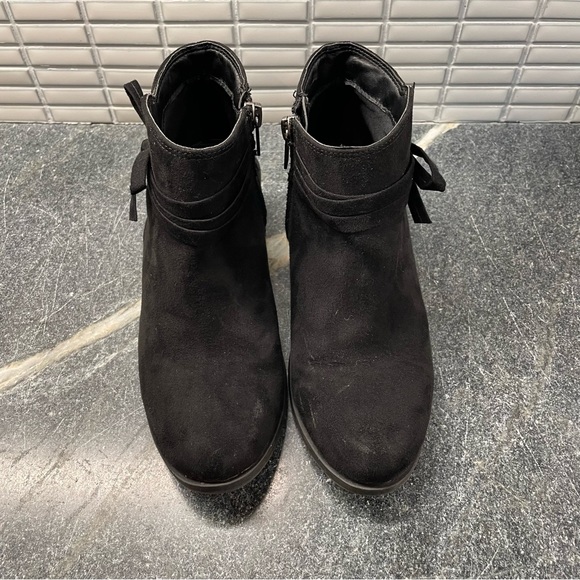 NINE WEST Kids' Ankle Boot - Picture 2 of 7